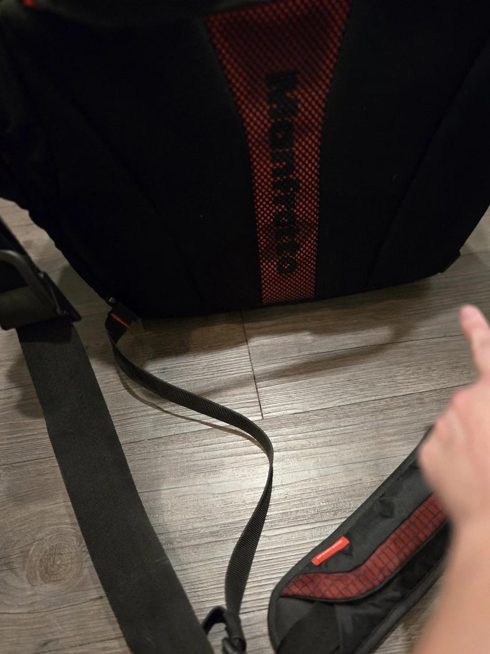 Manfrotto Pro Light Bumblebee M-30 Camera Messenger Bag